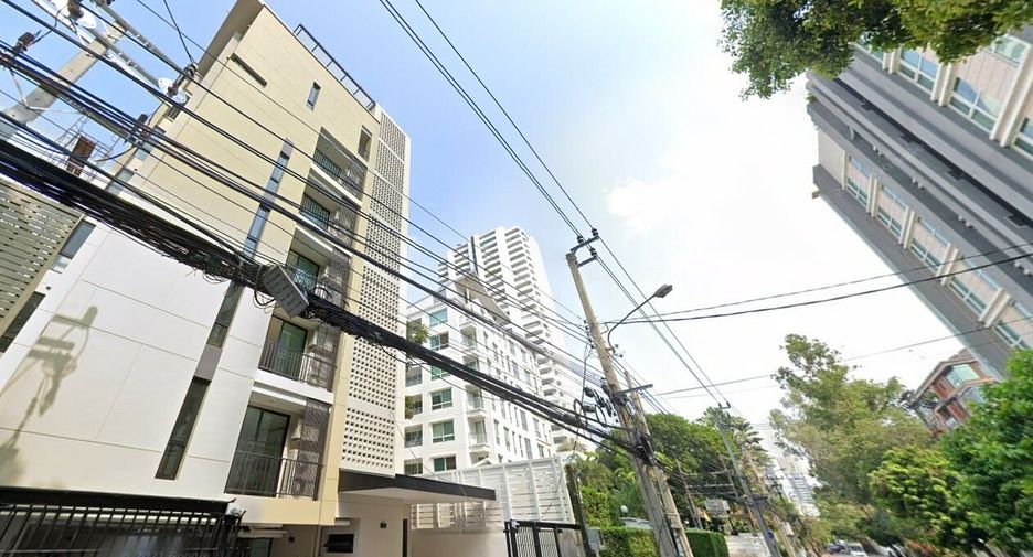 Nice at 61 Residence