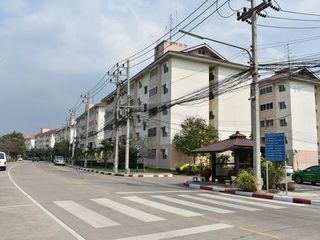 Baan Ua-Athorn Nakhon Chai Si (Thatumnak)