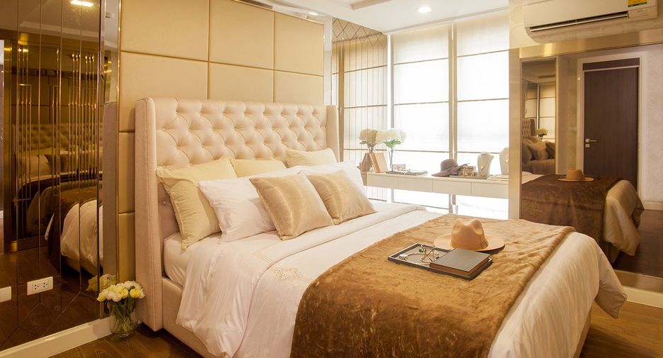 Hope Land Sukhumvit 8