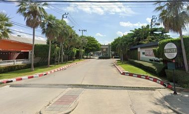 The Trust Town Ratchapruk-Rattanatibet