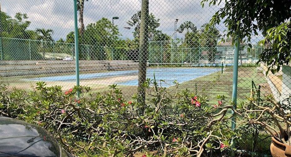 Budsarin Land & Houses Park