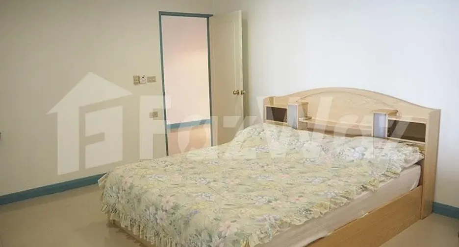 Chukamol Condominium