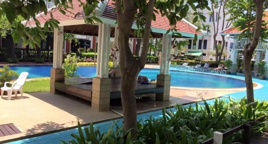 Metro Jomtien Condotel