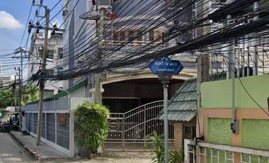 Nonsri Residence
