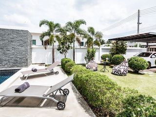 Villa en alquiler y en venta de 2 habitaciones en Bang Saray, Pattaya