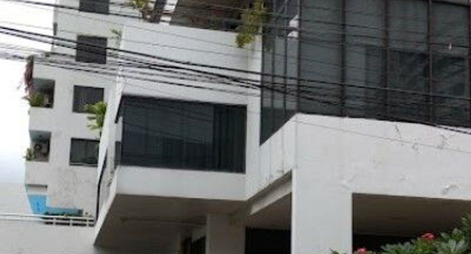 พาร์ค พาวิลเลี่ยน