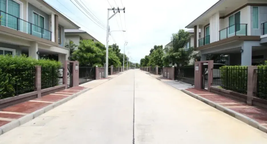 เดอะ แพลนท์ เอ็กซคลูซีค สรงประภา-แจ้งวัฒนะ