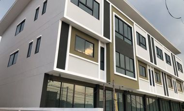 U Square Estate