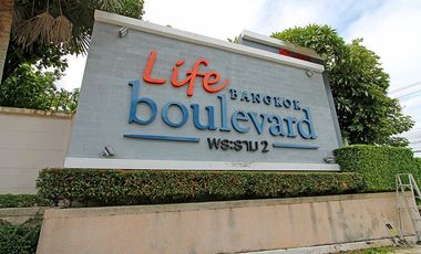 Life Bangkok Boulevard Rama 2