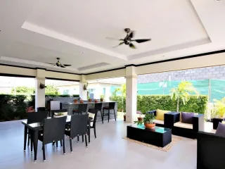 Wararom Village Khao Tao
